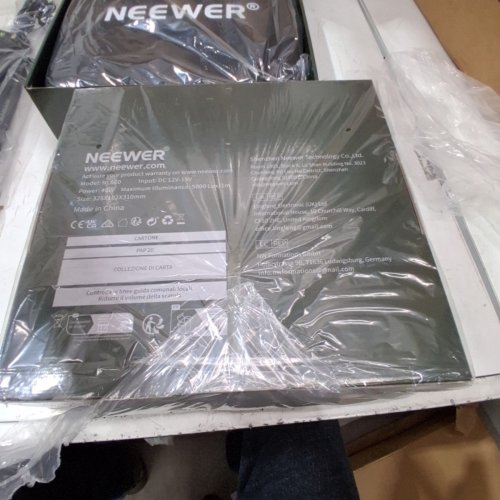 2PK NEEWER DIMMABLE BI-COLOUR 480 LED VIDEO LIGHT AND STAND LIGHTING KIT INCLUDES: 3200-5600K CRI 96+ LED PANEL WITH U BRACKET image 4
