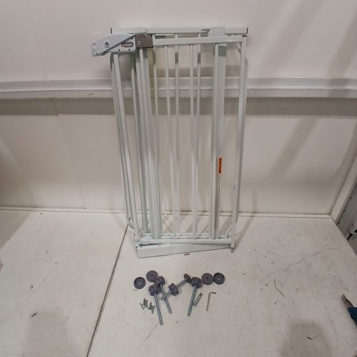 REGALO EASY STEP EXTRA WIDE BABY GATE - 30" X 29"-49" - WHITE (MODEL: 1164 EW DS) image 2