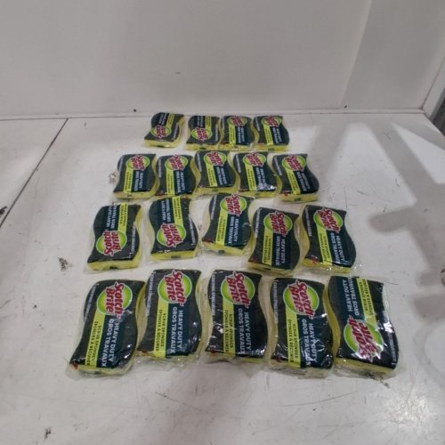 19PK SCOTCH-BRITE HEAVY DUTY SCOUR SPONGES- GREEN/YELLOW image 2
