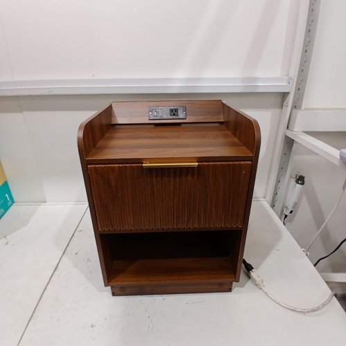 MID-CENTURY MODERN FLUTED BED SIDE TABLE WITH USB, USB-C AND OUTLET CHARGING STATION - 16" X 14" X 20" - BROWN/GOLD image 3