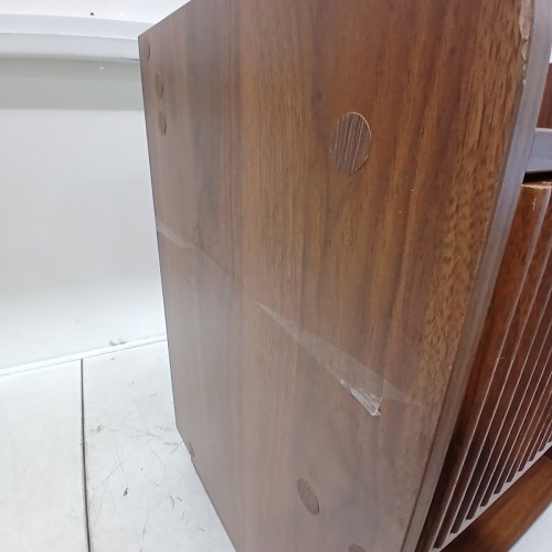 MID-CENTURY MODERN FLUTED BED SIDE TABLE WITH USB, USB-C AND OUTLET CHARGING STATION - 16" X 14" X 20" - BROWN/GOLD image 7