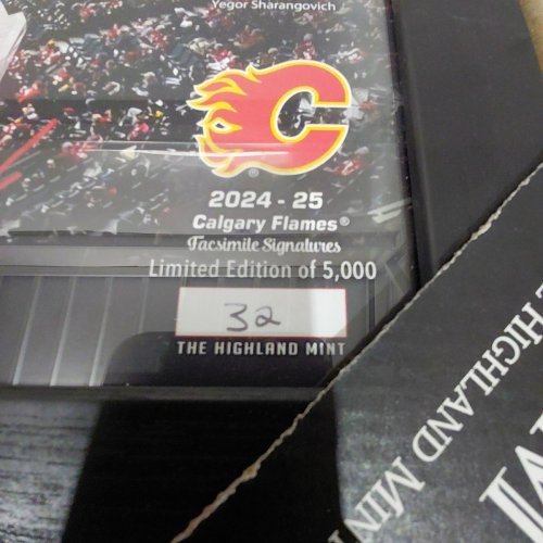 THE HIGHLAND MINT CALGARY FLAMES 2024-2025 SIGNATURE RINK PRINT - 32/5000 - 19.5" X 12" - BLACK image 3