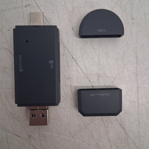 VIVITAR 5-IN-1 SD & MICRO SD CARD READER PLUG & PLAY - BLACK (MODEL: VIVRW7100-NOC-FR) image 2