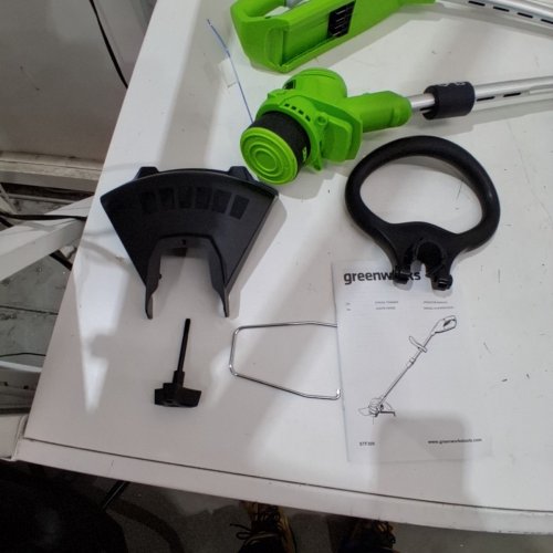 GREENWORKS CORDLESS STRING TRIMMER *TOOL ONLY*- 40V - 12" - GREEN/BLACK (MODEL: STF309) image 3