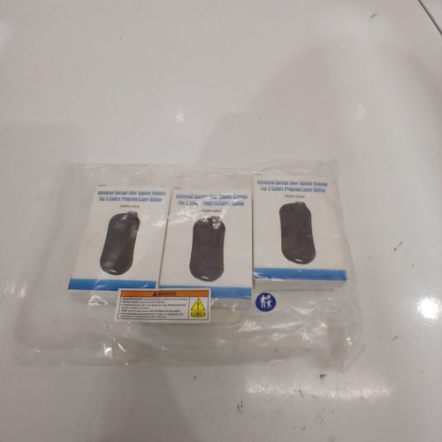 3 UNIVERSAL GARAGE DOOR OPENER REMOTE - BLACK (MODEL: SM26-MAX) image 3