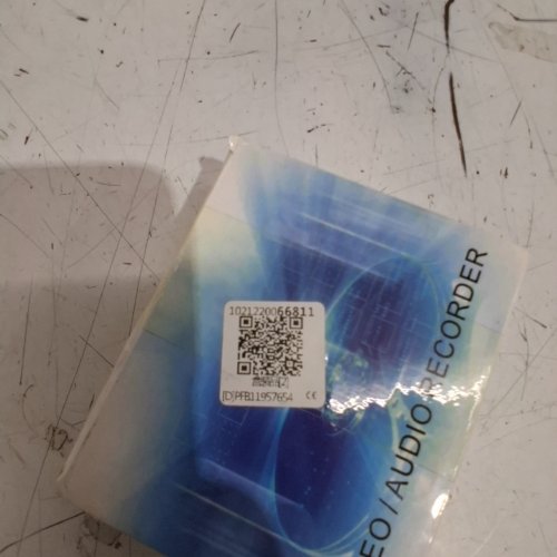 MINI VIDEO/AUDIO RECORDER WITH 360-DEGREE RECORDING & 12 HOUR RECORD TIME - GREY (MODEL : VCXN-VRVIPCARD) image 7