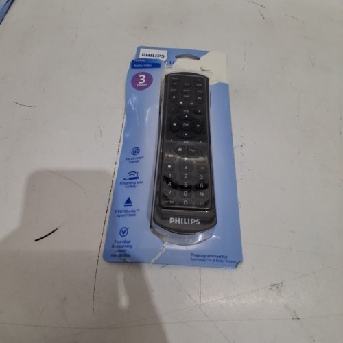 PHILIPS 3 DEVICE UNIVERSAL TV REMOTE - BLACK (MODEL: SRP4322B/27) image 2