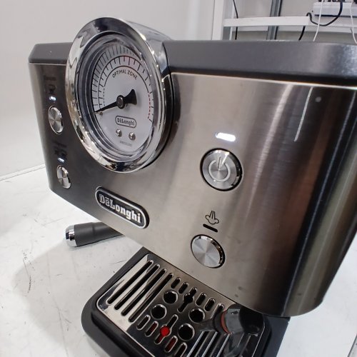DELONGHI LINEA CLASSIC ESPRESSO MACHINE WITH MILK FROTHER - SILVER (MODEL: ‎EM450M) image 2