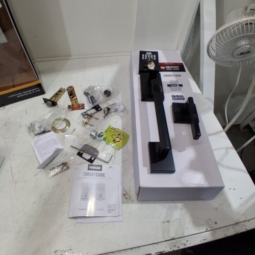 WEISER FRONT POWERBOLT 3 KEYLESS KEYPAD DOOR LOCK HENLEY HANDLE SET DOOR LOCK WITH DEADBOLT LOCK image 2