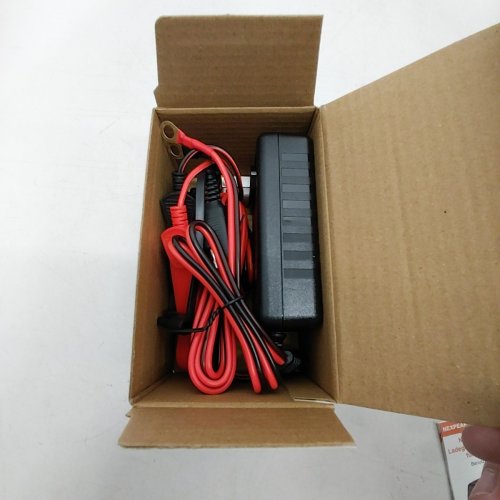 NEXPEAK 6V/12V BATTERY CHARGER & MAINTAINER - RED/BLACK (MODEL NC175) image 2