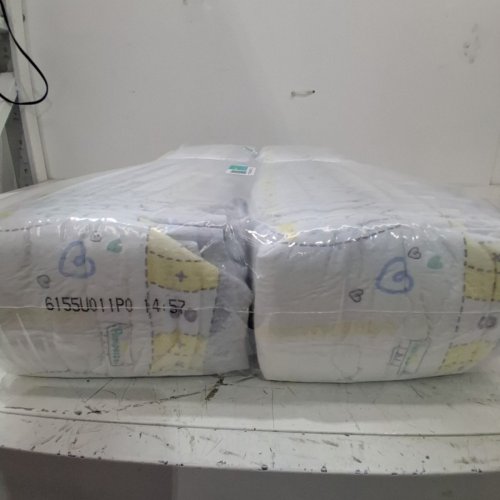136PK PAMPERS SWADDLERS DIAPERS - NEWBORN SIZE image 3