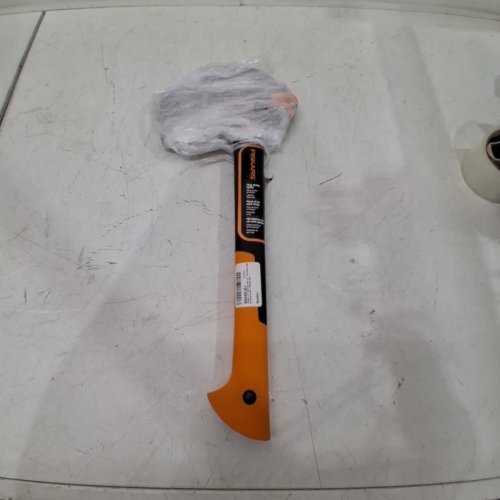FISKARS X11 SPLITTING AXE- 17" - BLACK\ORANGE image 3