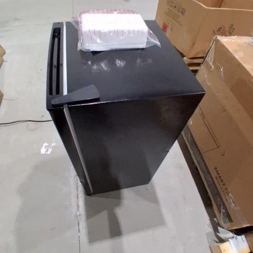 FRIGIDAIRE ERASER BOARD MINI COMPACT DORM FRIDGE - 3.2 CU FT - BLACK - (MODEL: EFR331-BLACK-6COM) image 5