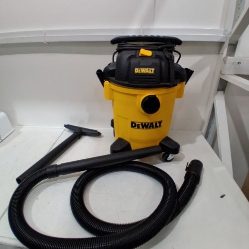 DEWALT PORTABLE WET/DRY VAC - 6GAL - 4HP - YELLOW/BLACK (MODEL: DXV06PL) image 3