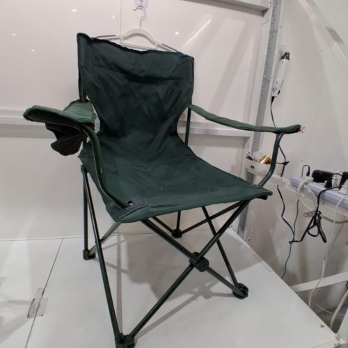 FOLDABLE OUTDOOR CAMPING CHAIR - 250LBS MAX - DARK GREEN image 2