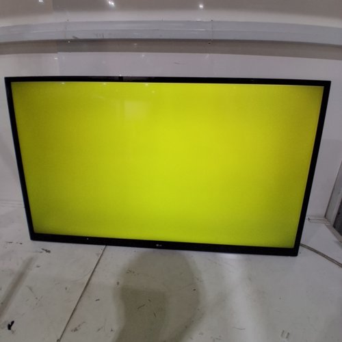 LG 4K UHD HDR SMART LED TV - 43" - - BLACK (MODEL: 43UJ6200) image 6