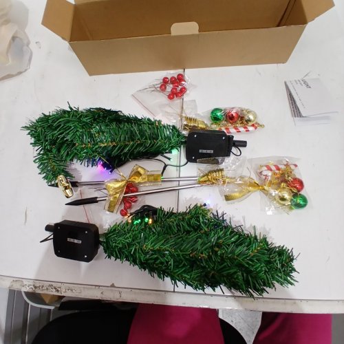 2PK SOLAR POWERED RGB LIGHTED CHRISTMAS TREE STAKES - GREEN image 4