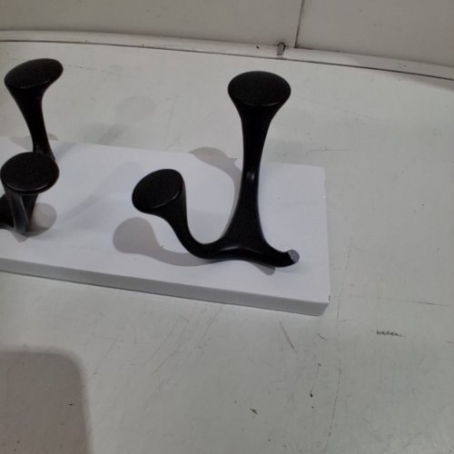 SKOLOO WALL MOUNT COAT HOOK RACK - 24" - WHITE AND BLACK (MODEL: SL-SYGPG-5G-BB-HG-1P) image 4