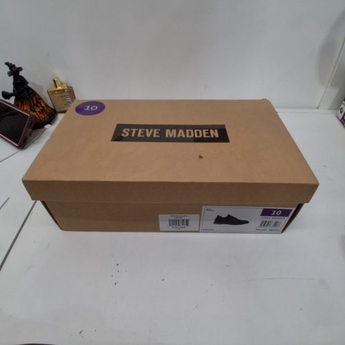 MEN'S STEVE MADDEN LACE-UP SHOES - SIZE 10 - BLACK (ITEM: 8887010) image 6
