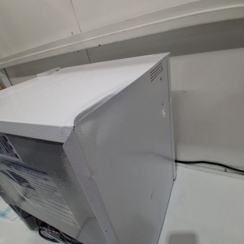 FRIGIDAIRE COMPACT REFRIGERATOR - 1.6 CU. FT; 115 V; 19.0" X 18.7" X 19.8" - WHITE (MODEL: EFR176-WHITE-6COM) image 8