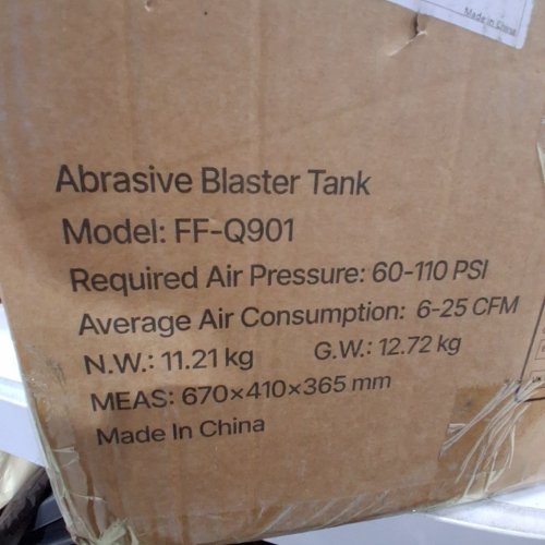 PORTABLE ABRASIVE BLASTING TANKABLE ABRASIVE BLASTING TANK, AIR SAND BLASTING KIT WITH 4 CERAMIC NOZZLES AND OIL-WATER SEPARATOR FOR PAINT, STAIN, RUST REMOVAL - 60-110PSI - 5GAL - ORANGE (MODEL: FF-Q901) image 4