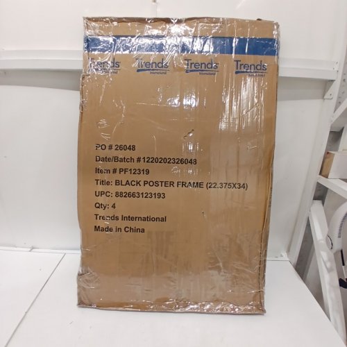 ALLPOSTERS POSTER FRAME FOR HORIZONTAL OR VERTICAL HANGING - 22.3" X 34" - BLACK (MODEL: PF12319) image 3