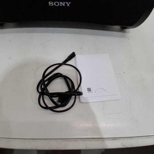 SONY ULT FIELD 7 WATERPROOF WIRELESS BASS BOOST BLUETOOTH SPEAKER -LONG BATTERY LIFE & QUICK CHARGING, DYNAMIC PARTY LIGHTING, COMFORTABLE HANDLE, IP67 WATERPROOF - BLACK (MODEL: SRSULT70.UC7) image 6
