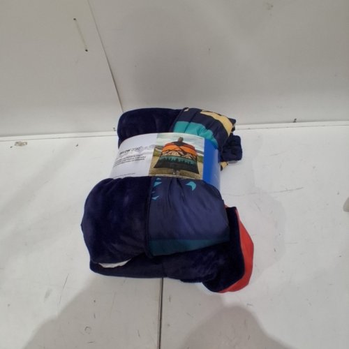 2-IN-1 BELOW ZERO REVERSIBLE WEARABLE BLANKET - 72" X 54" - BLUE/ ORANGE/ RED (MODEL: 1796292) image 2