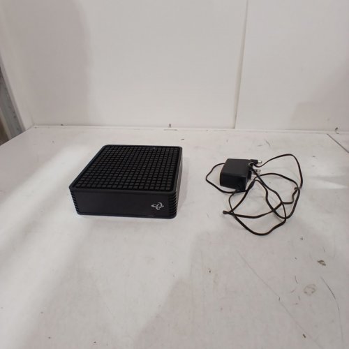 HITRON DOCSIS 3.1 CABLE MODEM WITH ETHERNET PORTS - BLACK (MODEL: CODA-45) image 3
