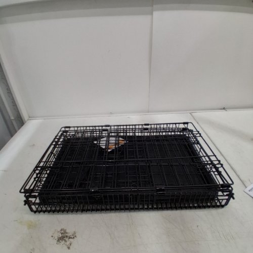 AMAZON BASICS FOLDABLE SINGLE-DOOR METAL WIRE DOG CRATE WITH DIVIDER - 24" X 16" - BLACK image 4