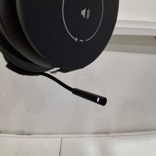 MICROSOFT XBOX WIRELESS HEADSET WITH BLUETOOTH BLACK/GREEN image 2