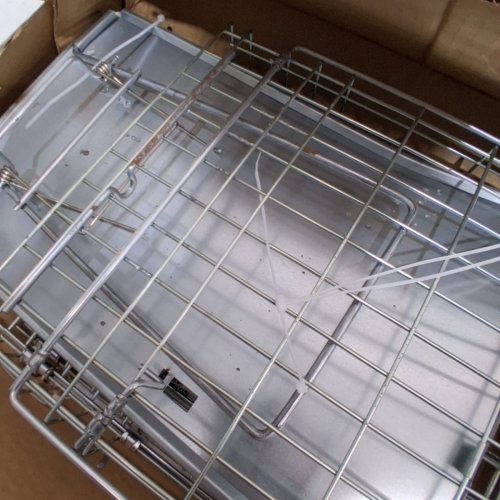 VEVOR HUMANE FOLDING ANIMAL TRAP - 31" X 10" X 12" - SILVER (MODEL: LB-28A) image 3