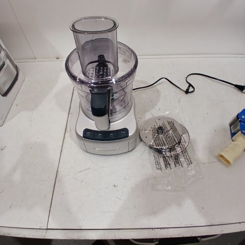 CUISINART 8-CUP FOOD PROCESSOR, SILVER FP-8SVEC image 3