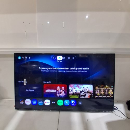 SAMSUNG CRYSTAL UHD U8000H 4 K VISION SMART TV TELEVISION - 43" - BLACK (MODEL: UN43U8000HFXZC) image 2