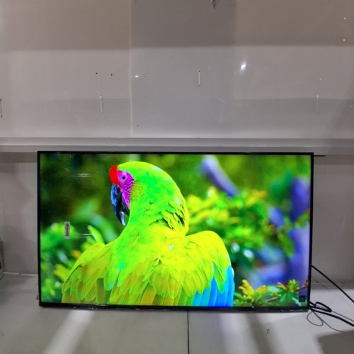 SAMSUNG CRYSTAL UHD U8000H 4 K VISION SMART TV TELEVISION - 43" - BLACK (MODEL: UN43U8000HFXZC) image 5