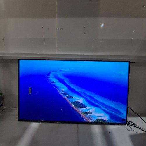 SAMSUNG CRYSTAL UHD U8000H 4 K VISION SMART TV TELEVISION - 43" - BLACK (MODEL: UN43U8000HFXZC) image 6