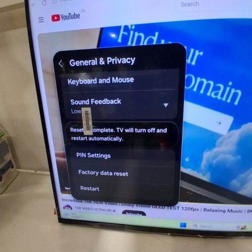 SAMSUNG CRYSTAL UHD U8000H 4 K VISION SMART TV TELEVISION - 43" - BLACK (MODEL: UN43U8000HFXZC) image 9