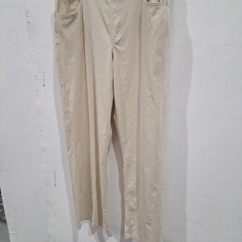 IYLA RELAXED FIT PANTS - LARGE - OFF-WHITE image 3