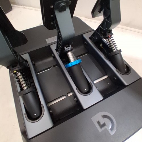 LOGITECH G PRO RACING PEDALS - RACING SIMULATOR PEDALS WITH 100KG LOAD CELL BRAKE, FULLY CUSTOMIZABLE, SWAPPABLE SPRINGS & ELASTOMERS, MODULAR DESIGN image 9