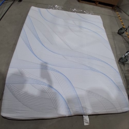MATTRESS PAD WITH ELASTIC STRAPS - QUEEN (60" X 80" X 3") - WHITE AND LIGHT BLUE image 2