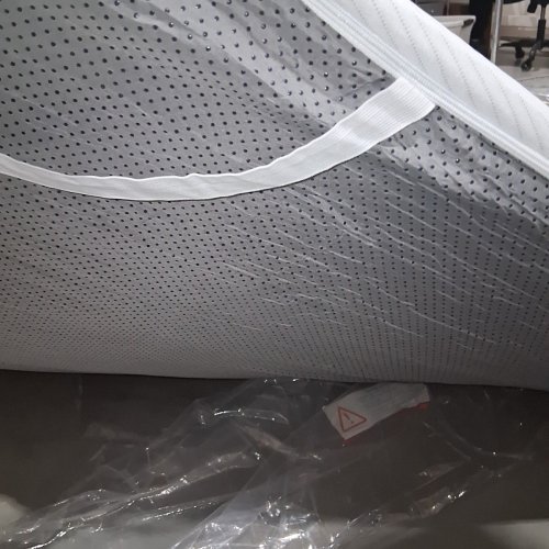 MATTRESS PAD WITH ELASTIC STRAPS - QUEEN (60" X 80" X 3") - WHITE AND LIGHT BLUE image 4