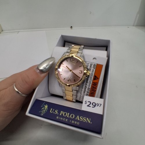 WOMENS U.S. POLO ASSN. ANALOG WATCH - 35 MM- PINK DIAL, GOLD-TONE AND SILVER-TONE image 3