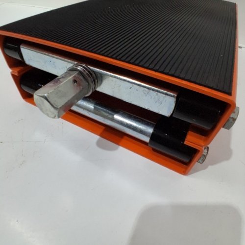 MOTORCYCLE LIFT SCISSOR JACK WITH DOLLY & HAND CRANK - 1100LBS MAX -1/2 TON- BLACK/ORANGE - (MODEL: MR8099/110203) image 3