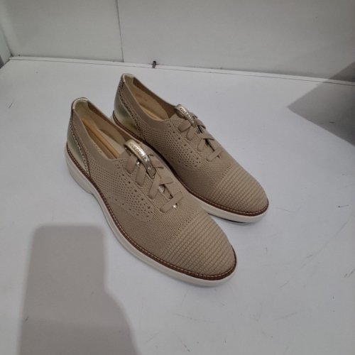 WOMEN'S COLE HAAN GRAND SHADOWLITE STITCH OXFORD SHOES - 7.5 B - LIGHT SESAME / GOLD (ITEM: W36883) image 3