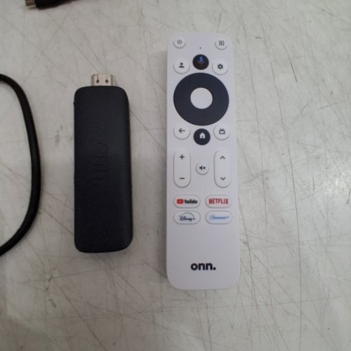 ONN. GOOGLE TV STREAMING DEVICE WITH VOICE CONTROL - 2K FULL HD - BLACK (MODEL: 100133520) image 3