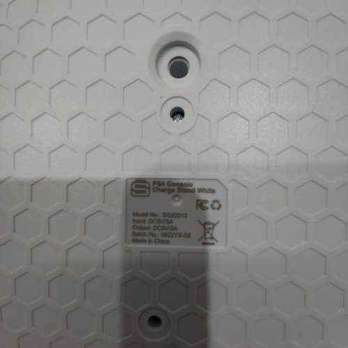 SURGE MULTI-FUNCTION CHARGING STAND PLAYSTATION 5 PS5 DIGITAL AND DISC VERSION WITH COOLING FANS 2 CHARGE DOCKS FOR DUALSENSE CONTROLLERS - WHITE (MODEL: SG20013) image 3