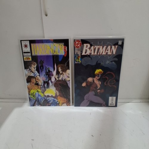 4 ASSTD DC AND VALIANT COMIC BOOKS - BATMAN # 479, HARBINGER #10, GREEN LANTERN #32, ROBINII THE JOKER'S WILD #1 - VARIOUS AUTHORS image 4