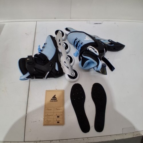 WOMENS ROLLERBLADE MACROBLADE 80 W- 5-5.5- BLUE/BLACK (STYLE: 86B0760020FN02) image 2