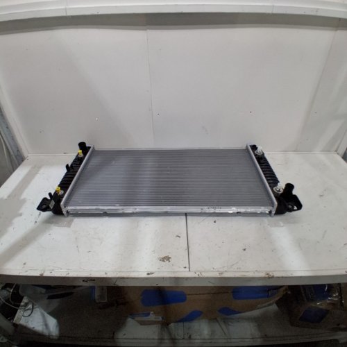 GM GENUINE PARTS AUTOMOTIVE RADIATOR FOR 2002 - 2014 ESCALADE - SILVER (MODEL: 22840116) image 2