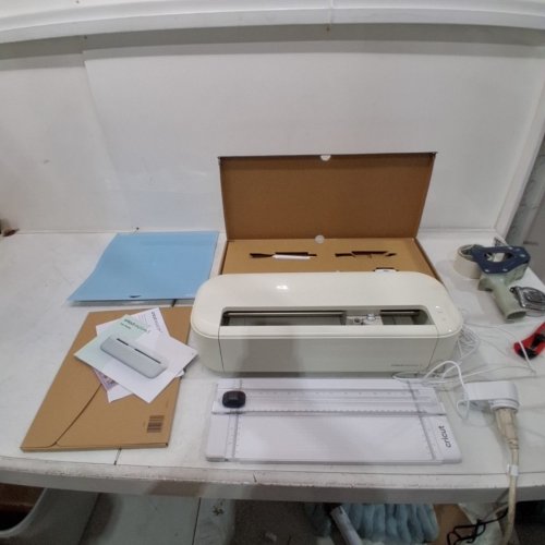 CRICUT EXPLORE 5 CUTTING MACHINE - TAUPE (MODEL: CXPL204C / 8003147) image 3